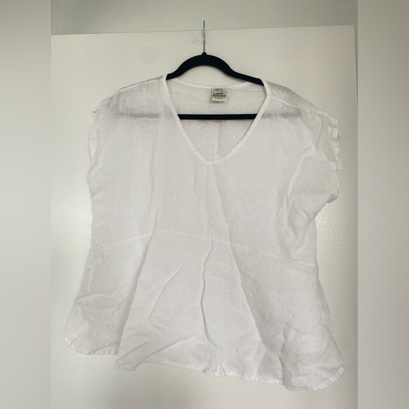 🛍️100 percent Linen top - Picture 2 of 4